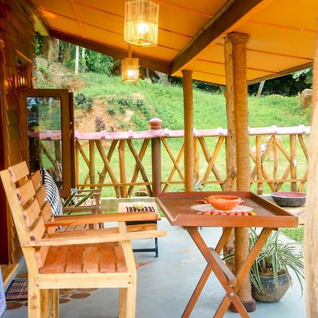 Villa Blue Ocean Tree House Hiriketiya Dikwella Sur Exterior foto