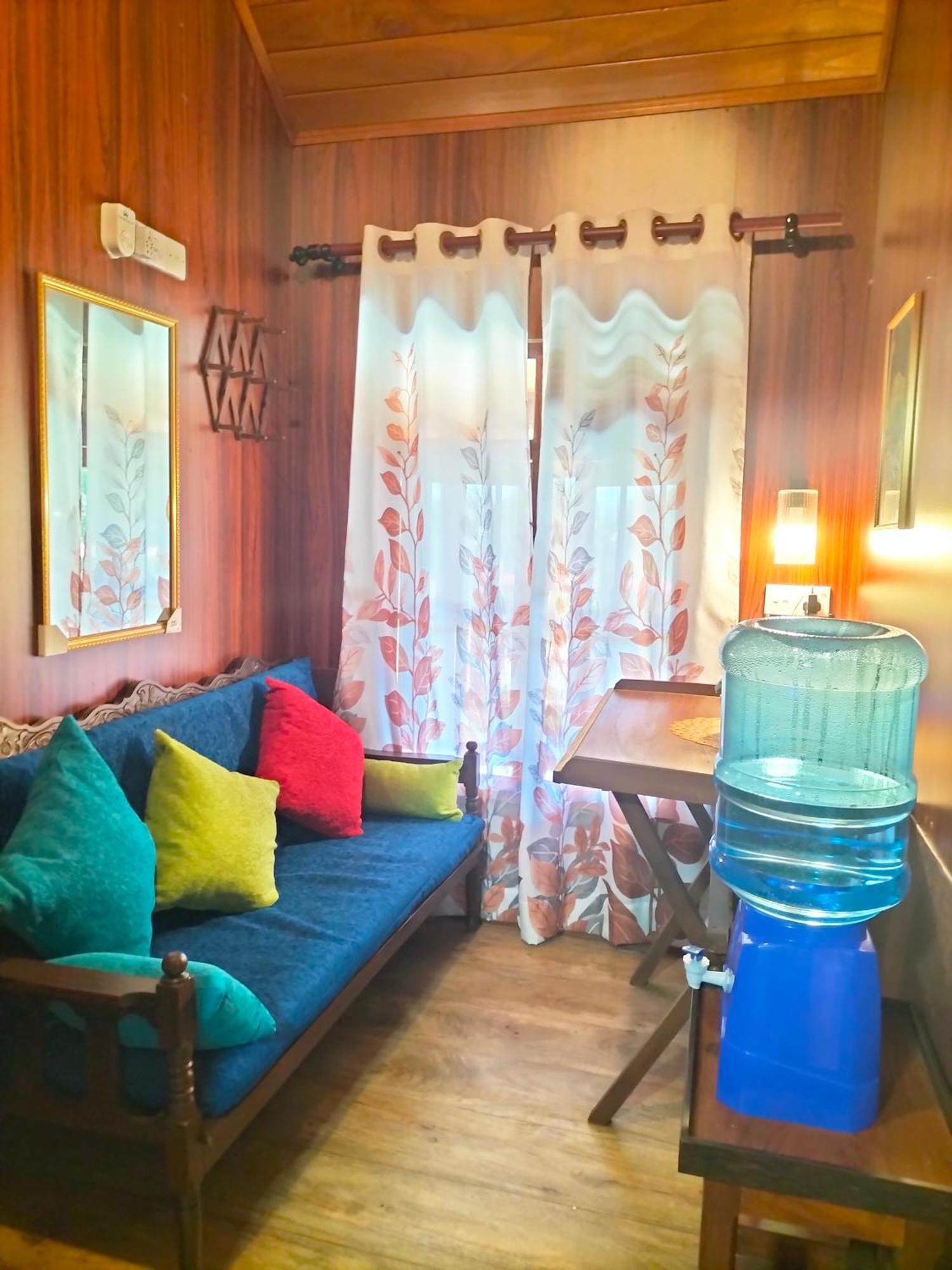 Villa Blue Ocean Tree House Hiriketiya Dikwella Sur Exterior foto