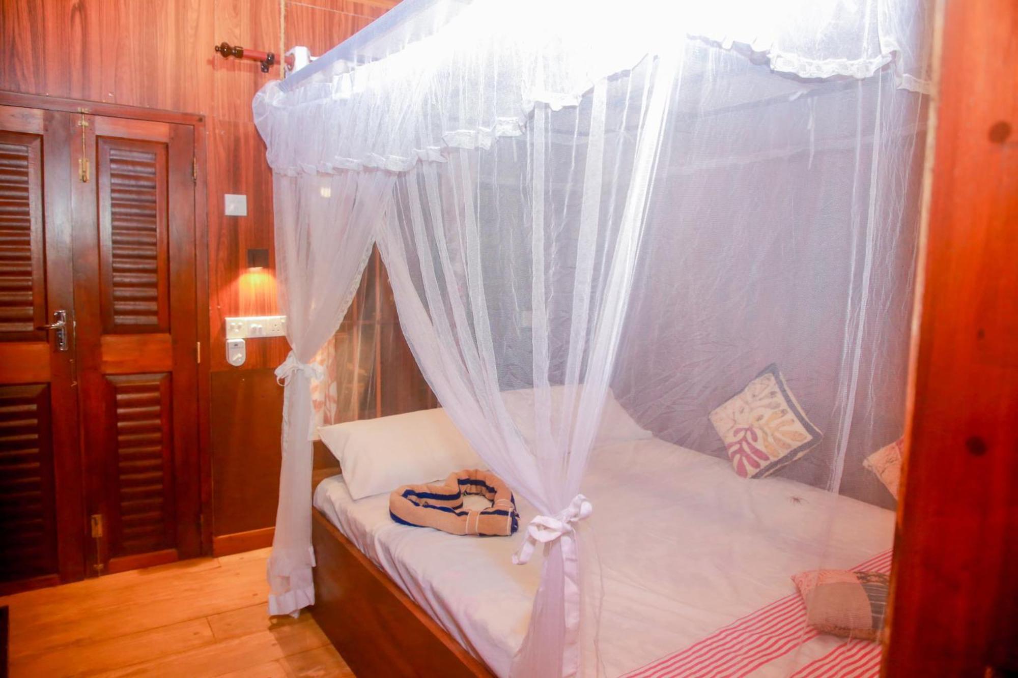 Villa Blue Ocean Tree House Hiriketiya Dikwella Sur Exterior foto