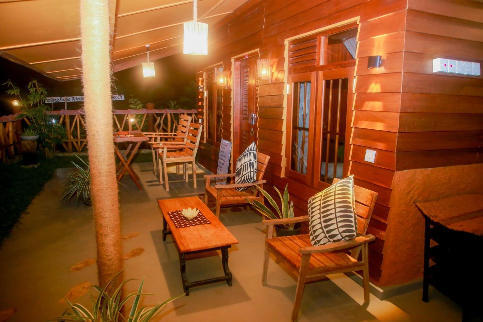 Villa Blue Ocean Tree House Hiriketiya Dikwella Sur Exterior foto